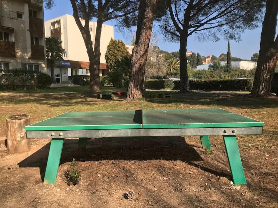 Appartement Plage Piscine Et Tennis Inclus La Londe-les-Maures Exterior foto